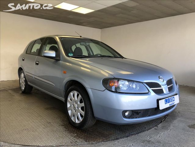 Nissan Almera